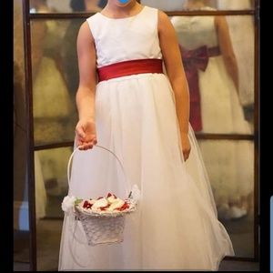 Girls size 6 David's bridal flower gril/formal